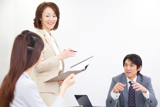 会議の時に起こるHDMIケーブルのトラブル対処法