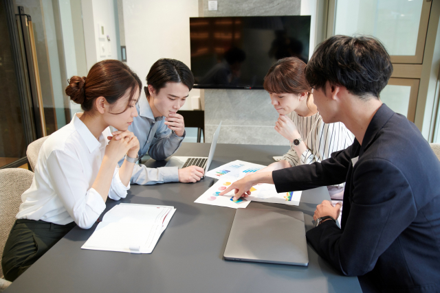 会議の進め方ひとつで効率は劇的に変わる！司会者必見