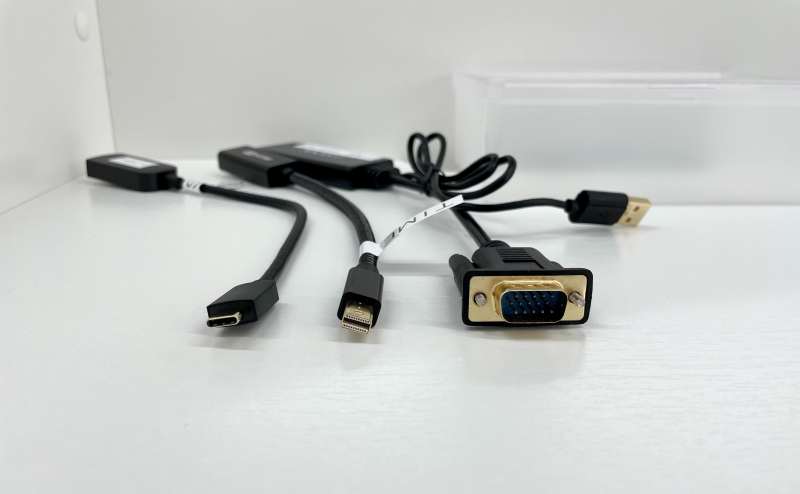 【タイプC、Thunderbolt、VGAのHDMI変換機もご用意しております】 - TIME SHARING 田町赤羽橋 8Cの写真