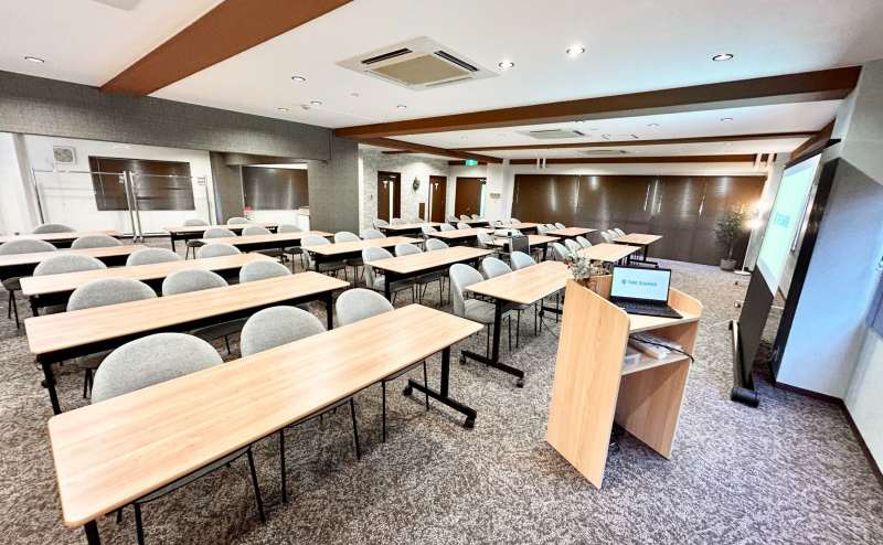 【スクール形式で54名着席可能です!】 - TIME SHARING 飯田橋 第二東文堂ビル 7Fの写真