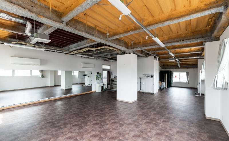 【S-Space】「名古屋駅1km圏内」多用途で使用〇！広く綺麗で音響や空調完備。ヨガダンス撮影演劇ワークショップセミナー催事等（名古屋市中村区）