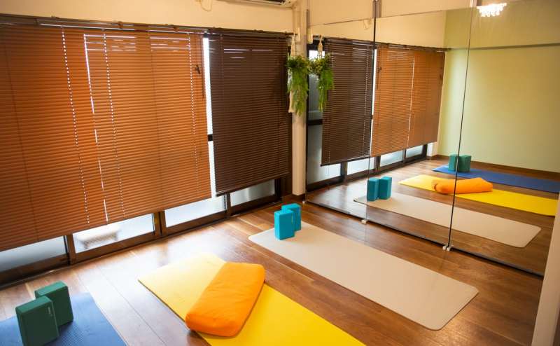 お部屋です（ヨガ・フィットネスでのご利用イメージ）。