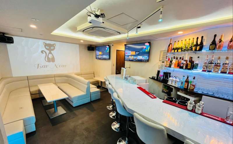 Bar Near心斎橋/貸切Bar/飲み放題600円/カラオケ