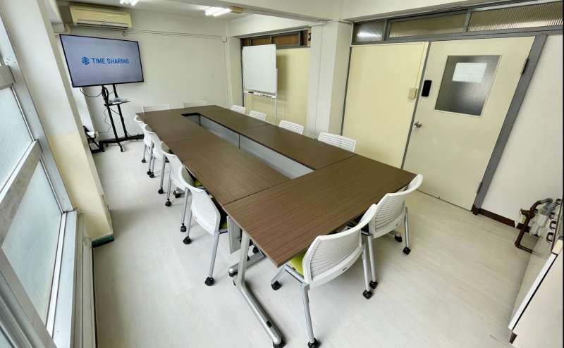 【12名着席可能・常識の範囲内なら盛り上がってもOK!(※ルールあり)な貸し会議室です♪】 - TIME SHARING 秋葉原 和泉ビル202の写真