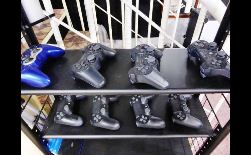 超巨大画面でゲームを一度はやってみたい！！  あなたの夢を叶えます！  日本でここだけで体験できるゲームの世界へようこそ