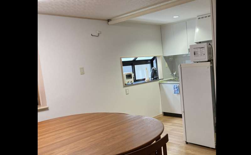 【広尾駅徒歩１分】キッチン付きのくつろぎスペース 格安  設備充実 清潔で静か 気軽なミーティング お料理教室  試食会に ２部屋同時予約可/ 2階 H2K / Inspire Space Hiroo