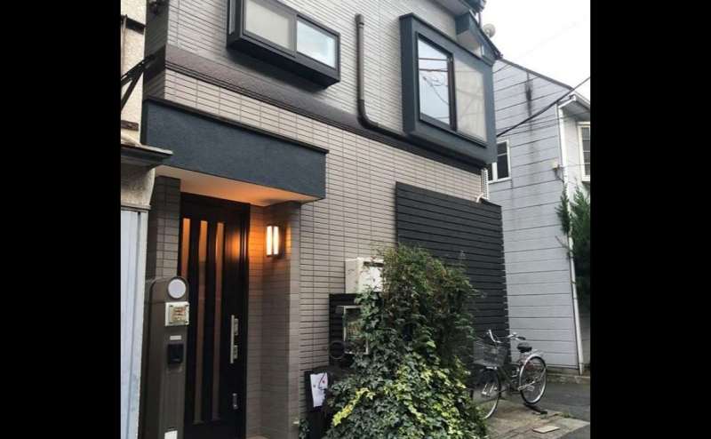 スペースの外観です。広尾駅徒歩１分の駅近。静かな一軒家です