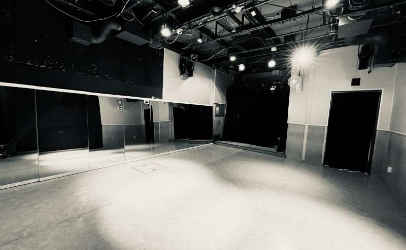 2F　スタジオ