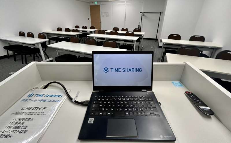 【司会台から全員とコミュニケーションが取れる距離】 - TIME SHARING 渋谷ワールド宇田川ビル9Bの写真